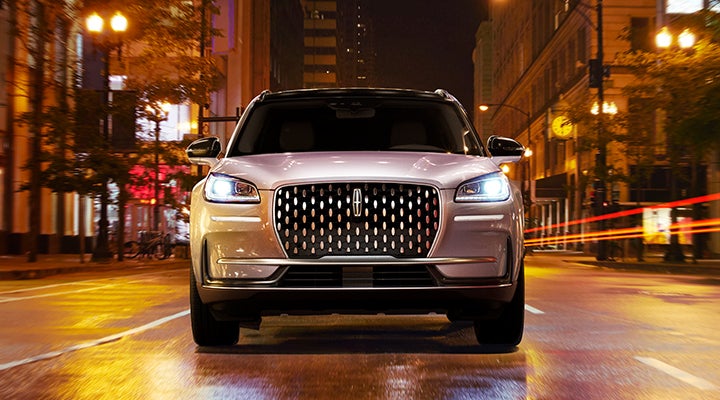 The striking grille of a 2024 Lincoln Corsair® SUV is shown. | Boulevard Lincoln in Georgetown DE