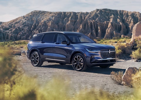 A 2024 Lincoln Nautilus® SUV is parked in a desert national park. | Boulevard Lincoln in Georgetown DE